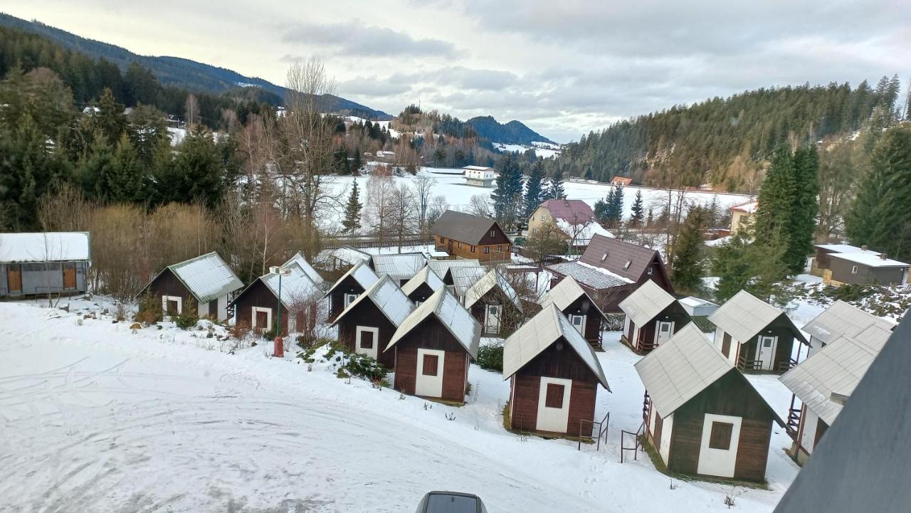 Veghouse - Penzion U Plaze Hotell Horní Bečva Exteriör bild